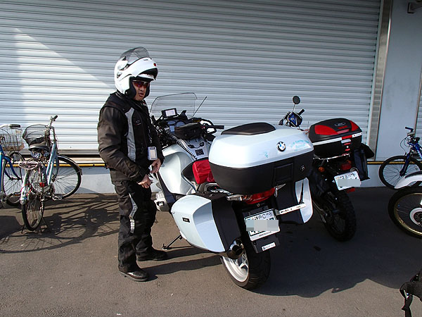 BMW R1200RTと絶壁さん
